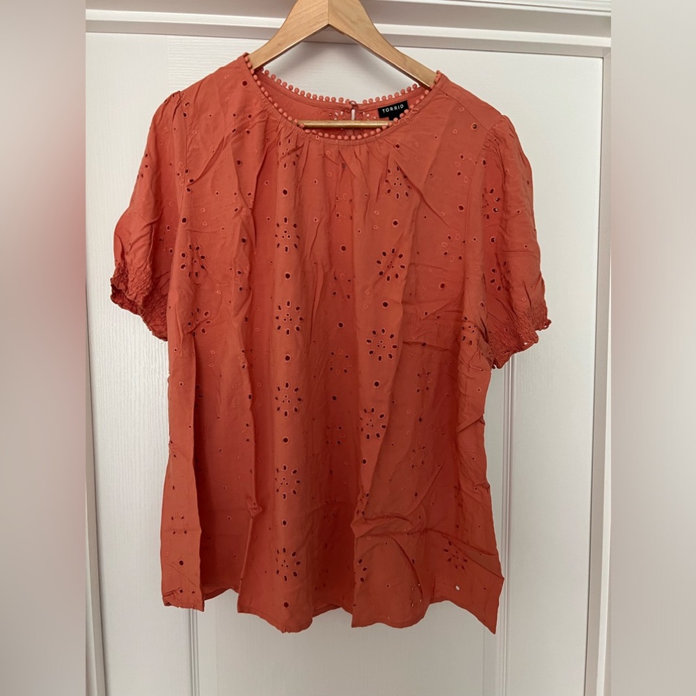 Torrid Abbey Challis Eyelet Back Cutout Top